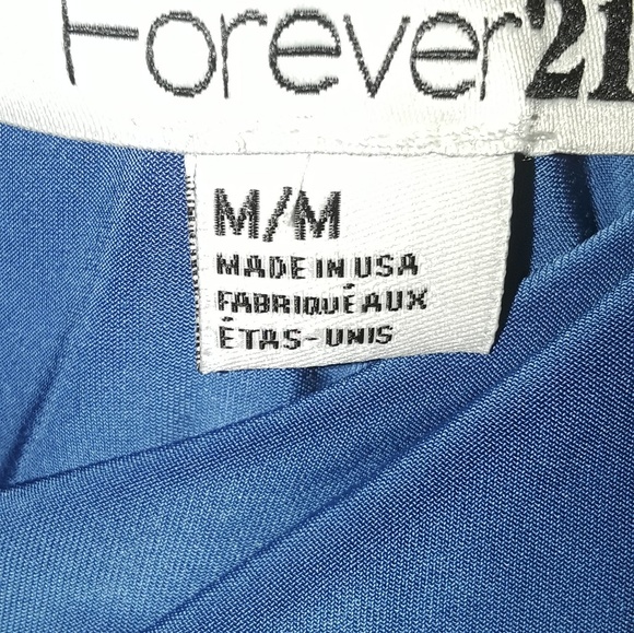 A beautiful,silky sexy med.size forever 21 dress w - Picture 4 of 5